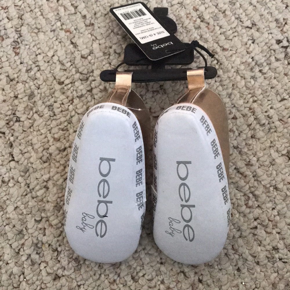 👶🏻 NWT Rose Gold Bebe baby shoes 👶🏻 - Picture 3 of 4